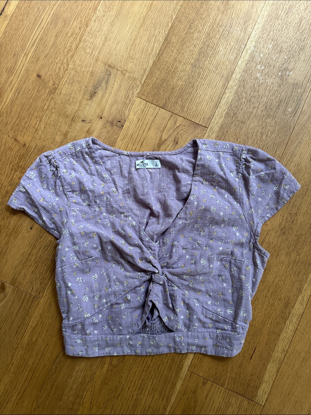 Hollister Dusty Lavender Floral Twist Crop Top